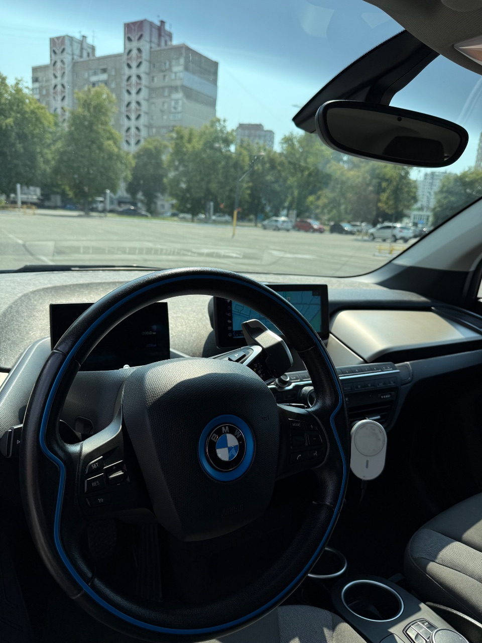 BMW i3 - фото 11