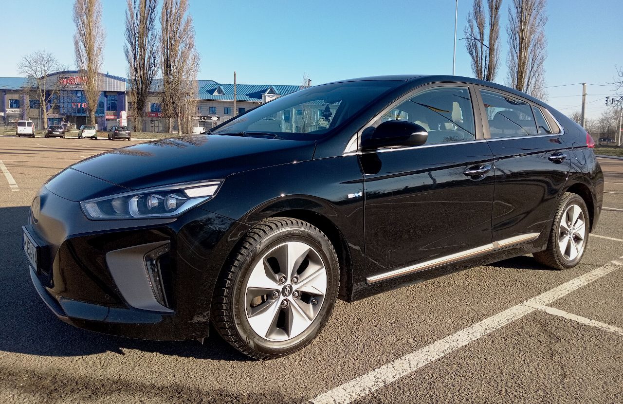 Hyundai IONIQ - фото 4