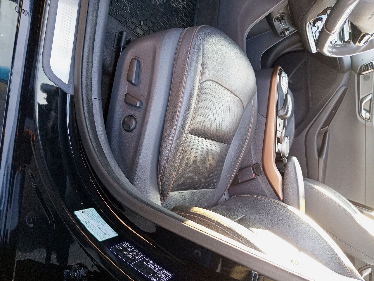 Hyundai IONIQ - фото 18