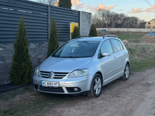 Volkswagen Golf Plus - зображення 1