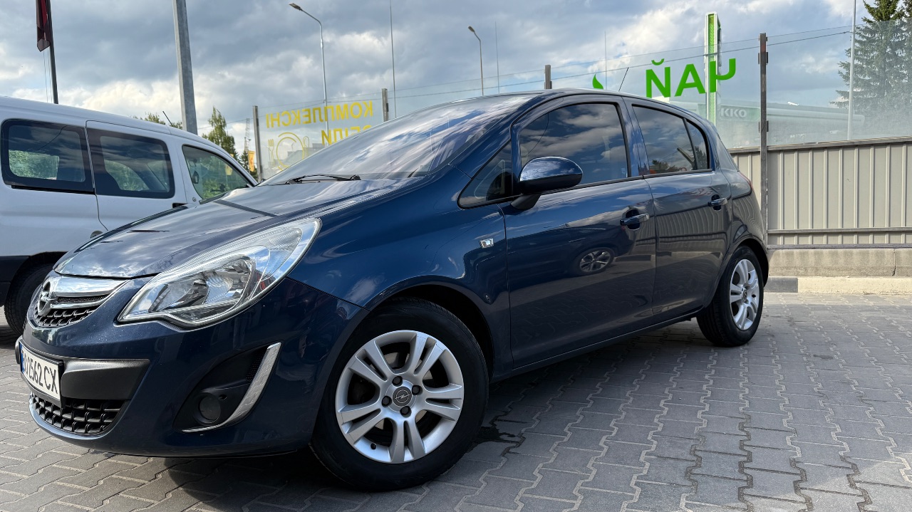 Opel Corsa - фото 2