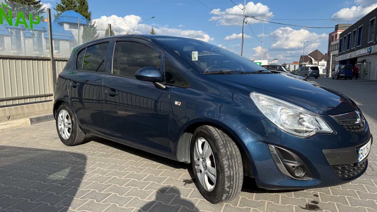Opel Corsa - фото 3