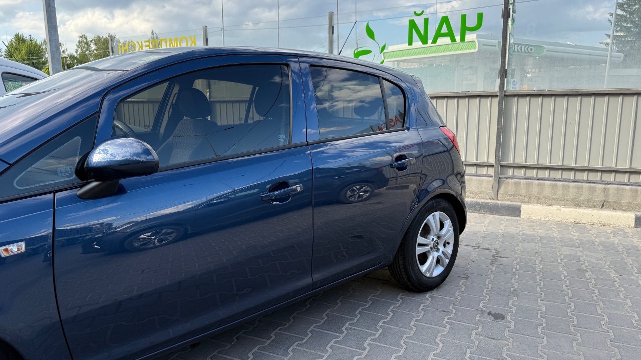 Opel Corsa - фото 5