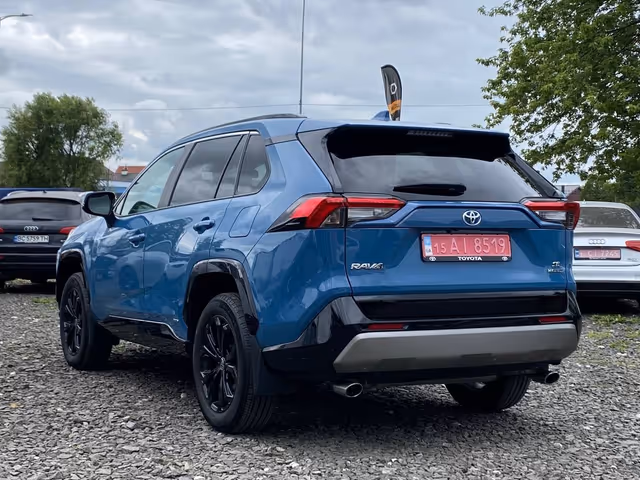 Toyota RAV4 - зображення 2