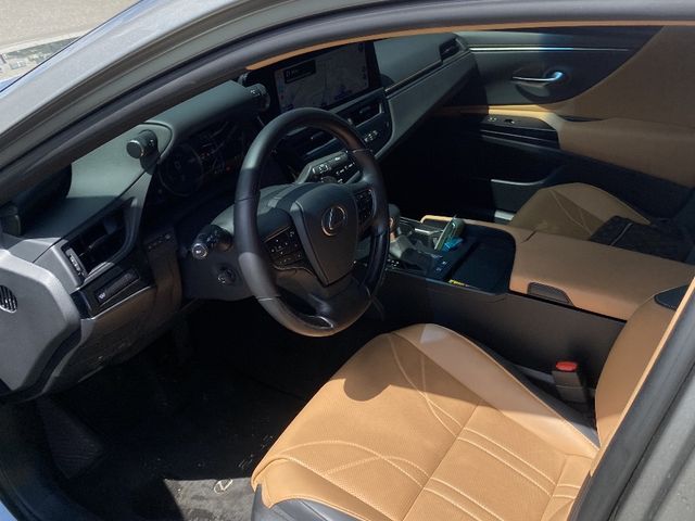 Lexus ES - зображення 2