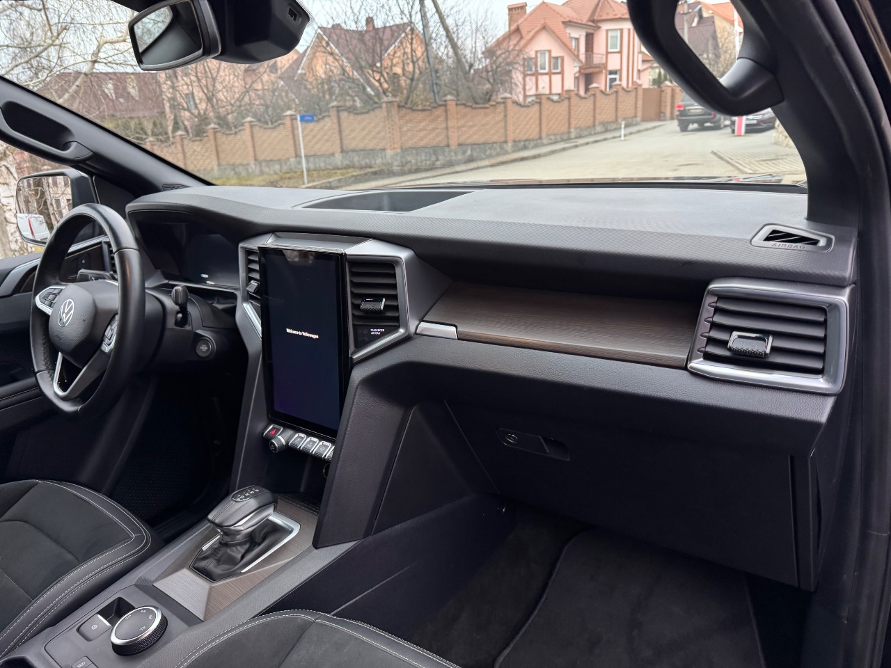 Volkswagen Amarok - фото 12