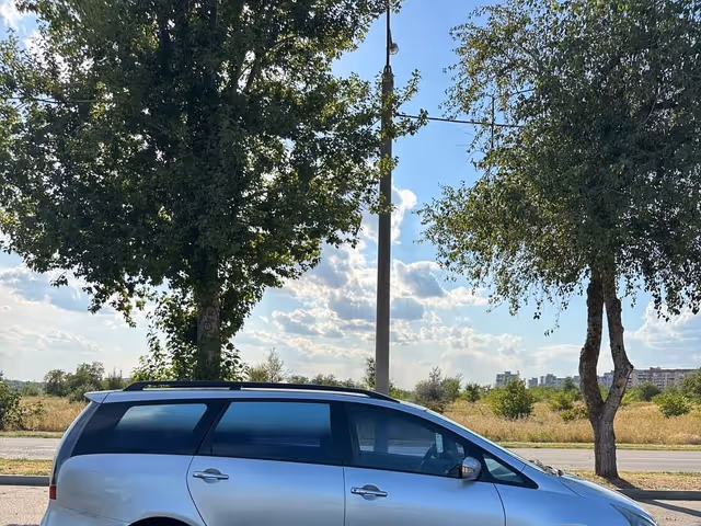 Mitsubishi Grandis - зображення 3