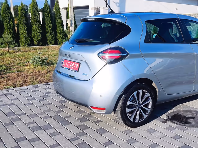 Renault ZOE - зображення 4