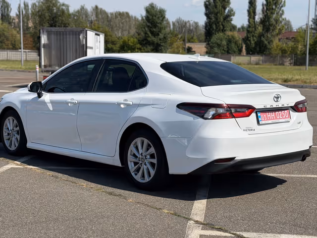 Toyota Camry 2023, Кривий Ріг, $18 500 - зображення 2
