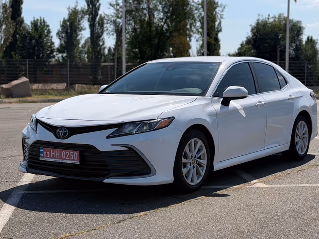 Toyota Camry 2023, Кривий Ріг, $18 500 - зображення 1