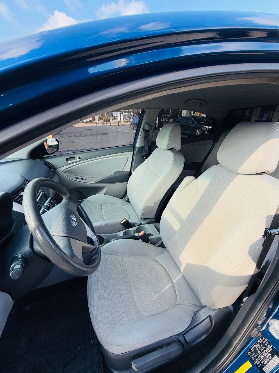 Hyundai Accent - фото 16