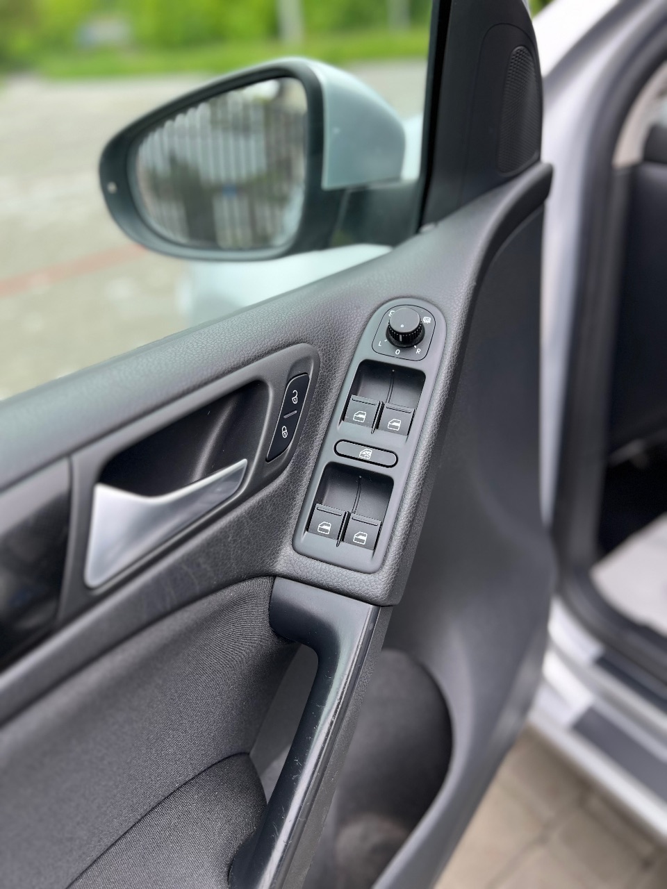 Volkswagen Golf - фото 11