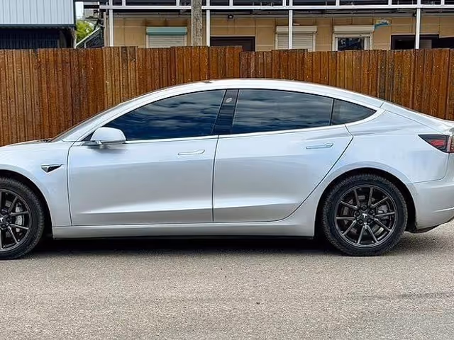 Tesla Model 3 2018, Одеса, $12 000 - зображення 3
