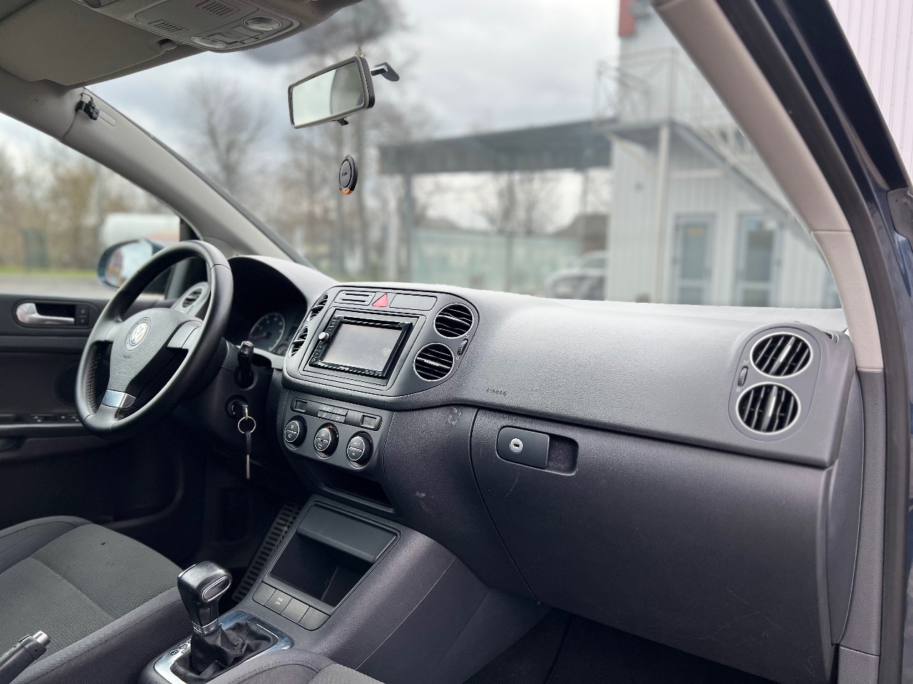 Volkswagen Golf Plus - фото 14