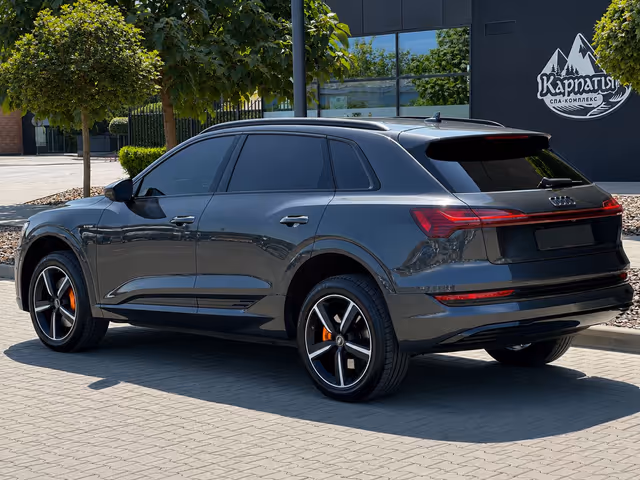 Audi e-tron 2019, Ужгород, $27 500 - зображення 2