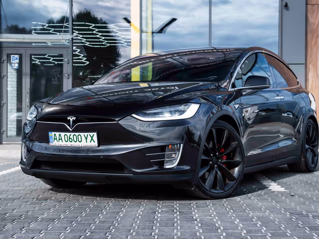 Tesla Model X 2016, Київ, $20 900 - зображення 1