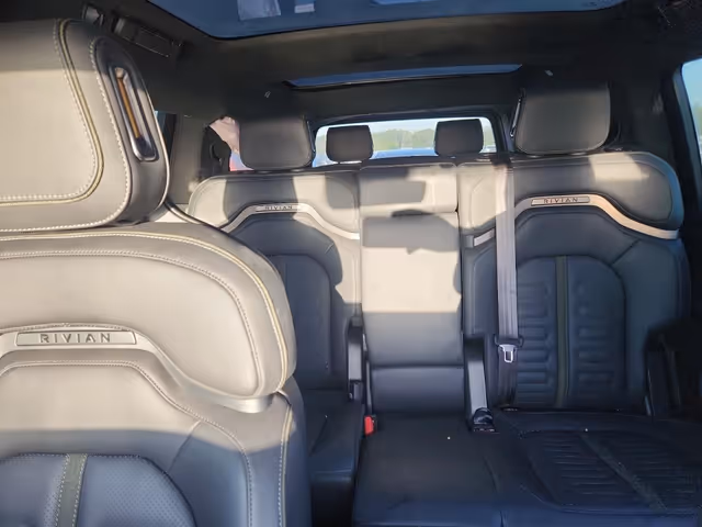 Rivian R1S 2023, Вінниця, $44 000 - зображення 5