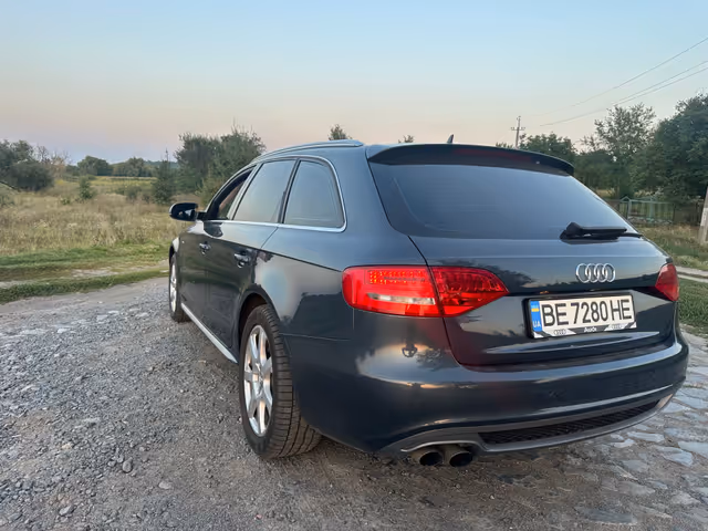 Audi A4 2010, Первомайськ, $9 800 - зображення 4