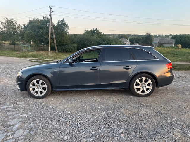 Audi A4 2010, Первомайськ, $9 800 - зображення 3