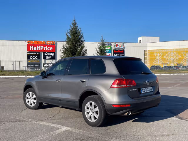 Volkswagen Touareg 2012, Чернівці, $13 999 - зображення 1