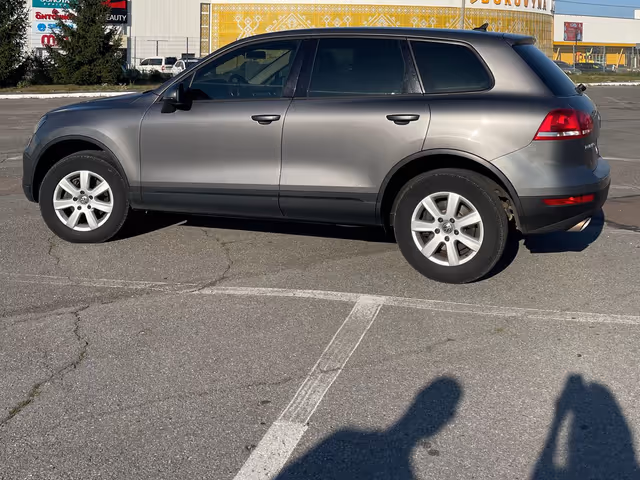 Volkswagen Touareg 2012, Чернівці, $13 999 - зображення 3