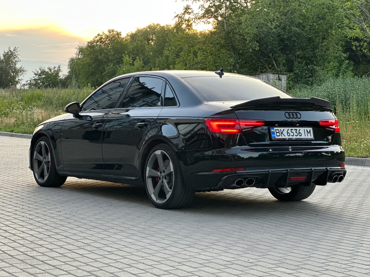 Audi S4 - фото 22