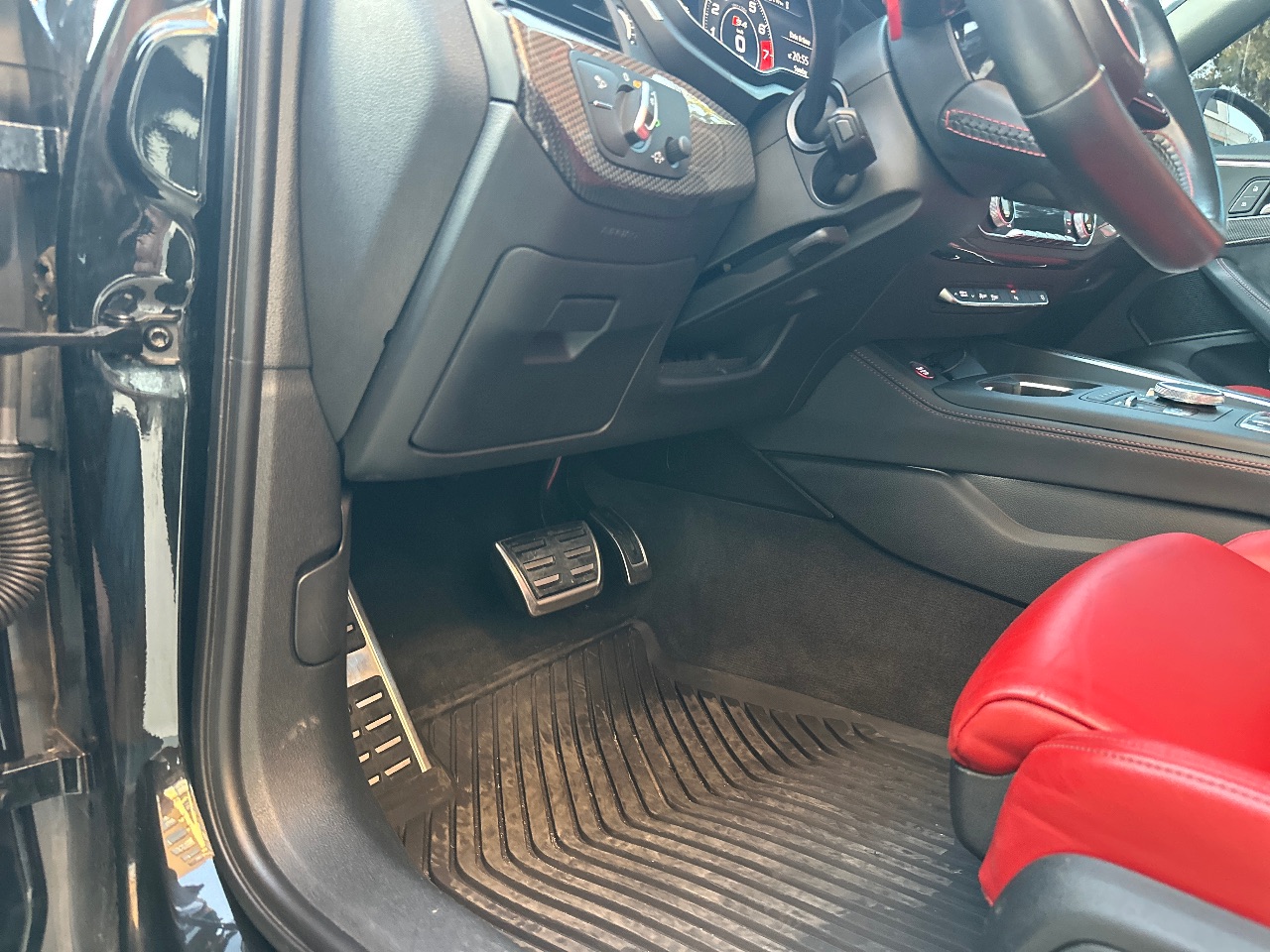 Audi S4 - фото 23