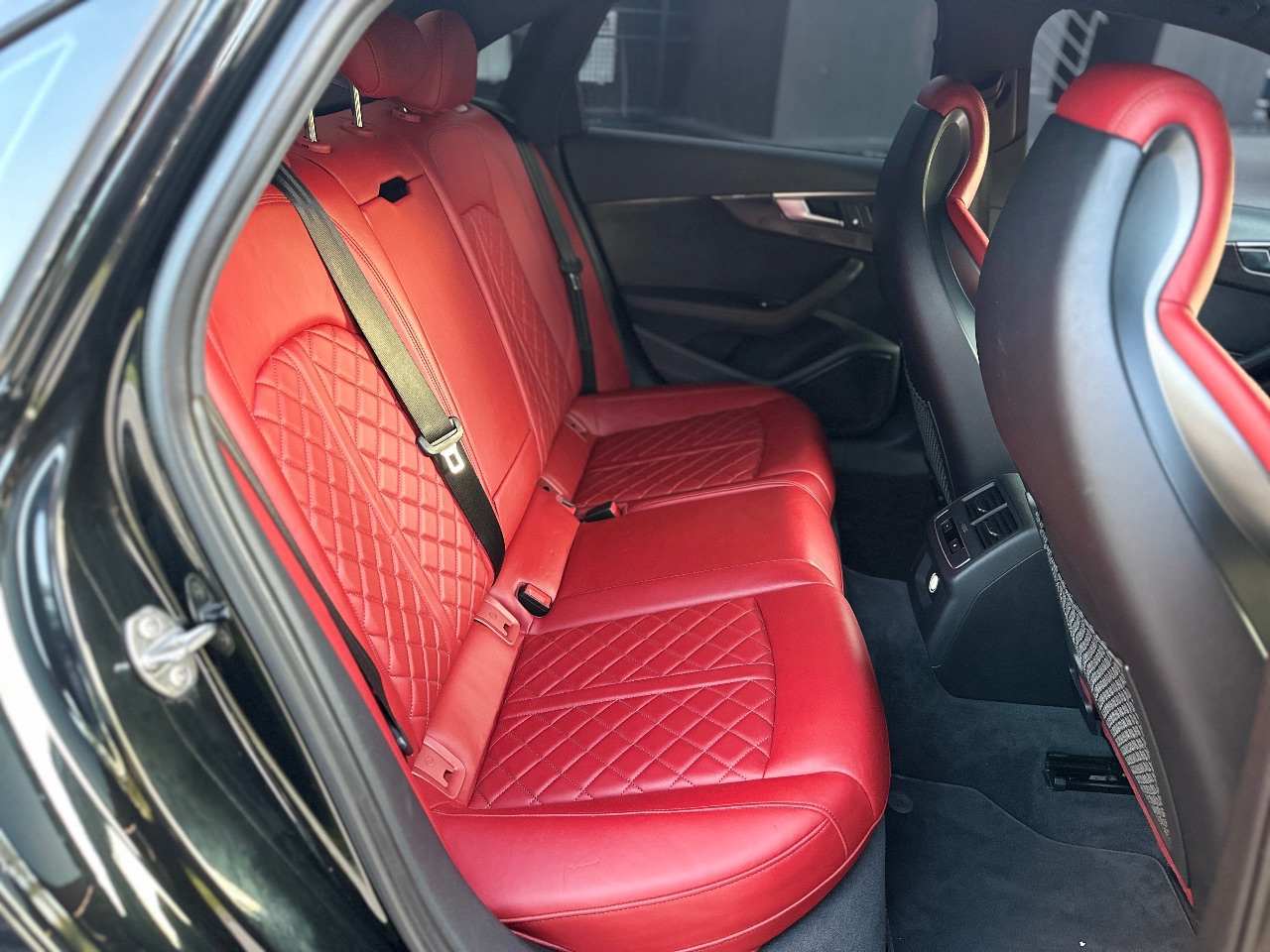 Audi S4 - фото 25