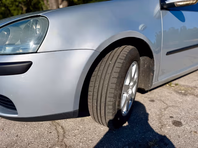 Volkswagen Golf 2004, Світловодськ, $4 400 - зображення 2