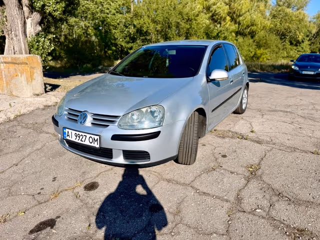 Volkswagen Golf 2004, Світловодськ, $4 400 - зображення 1
