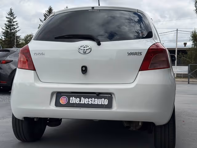 Toyota Yaris 2006, Рівне, $4 700 - зображення 5