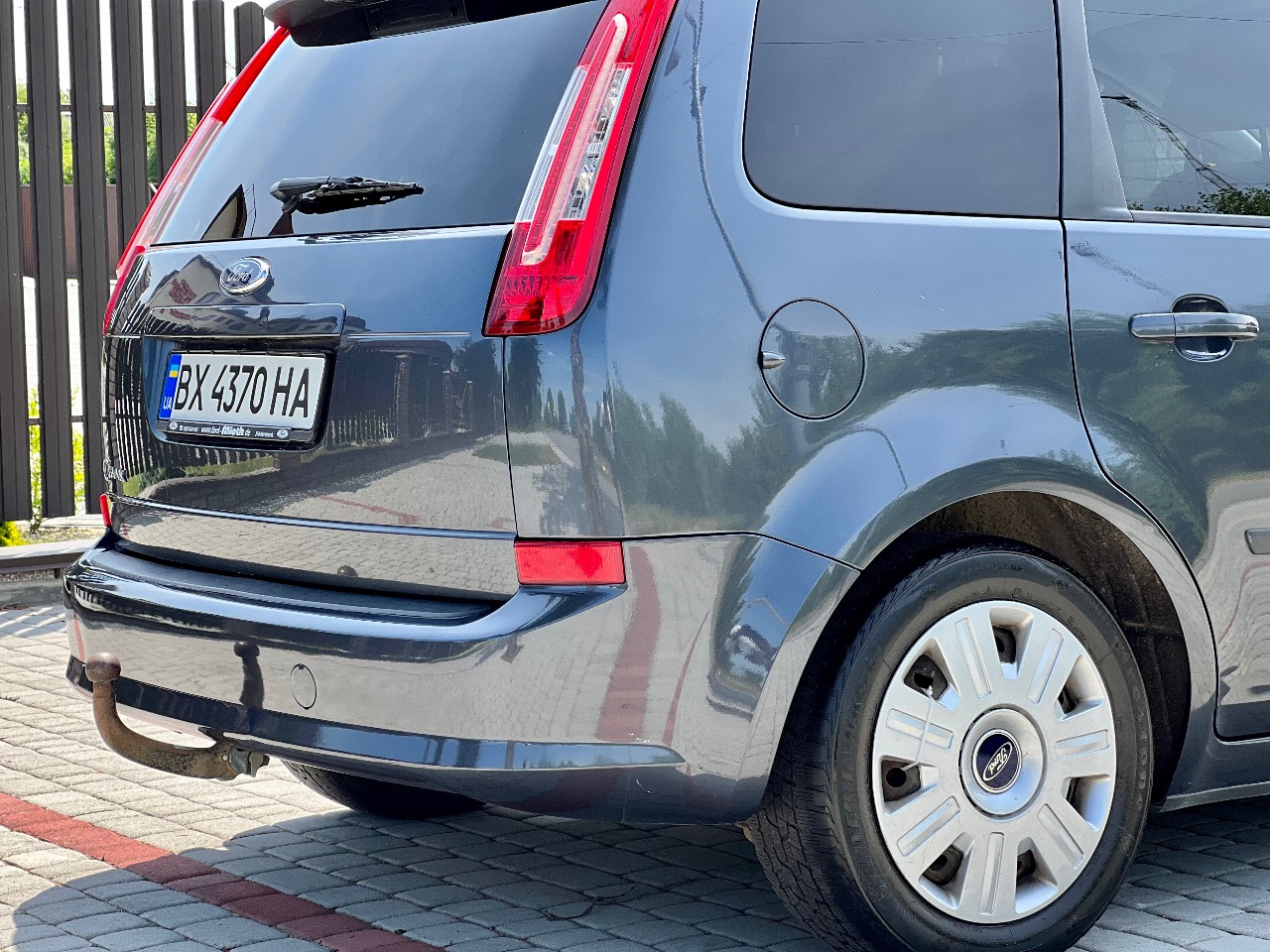 Ford C-MAX - фото 8