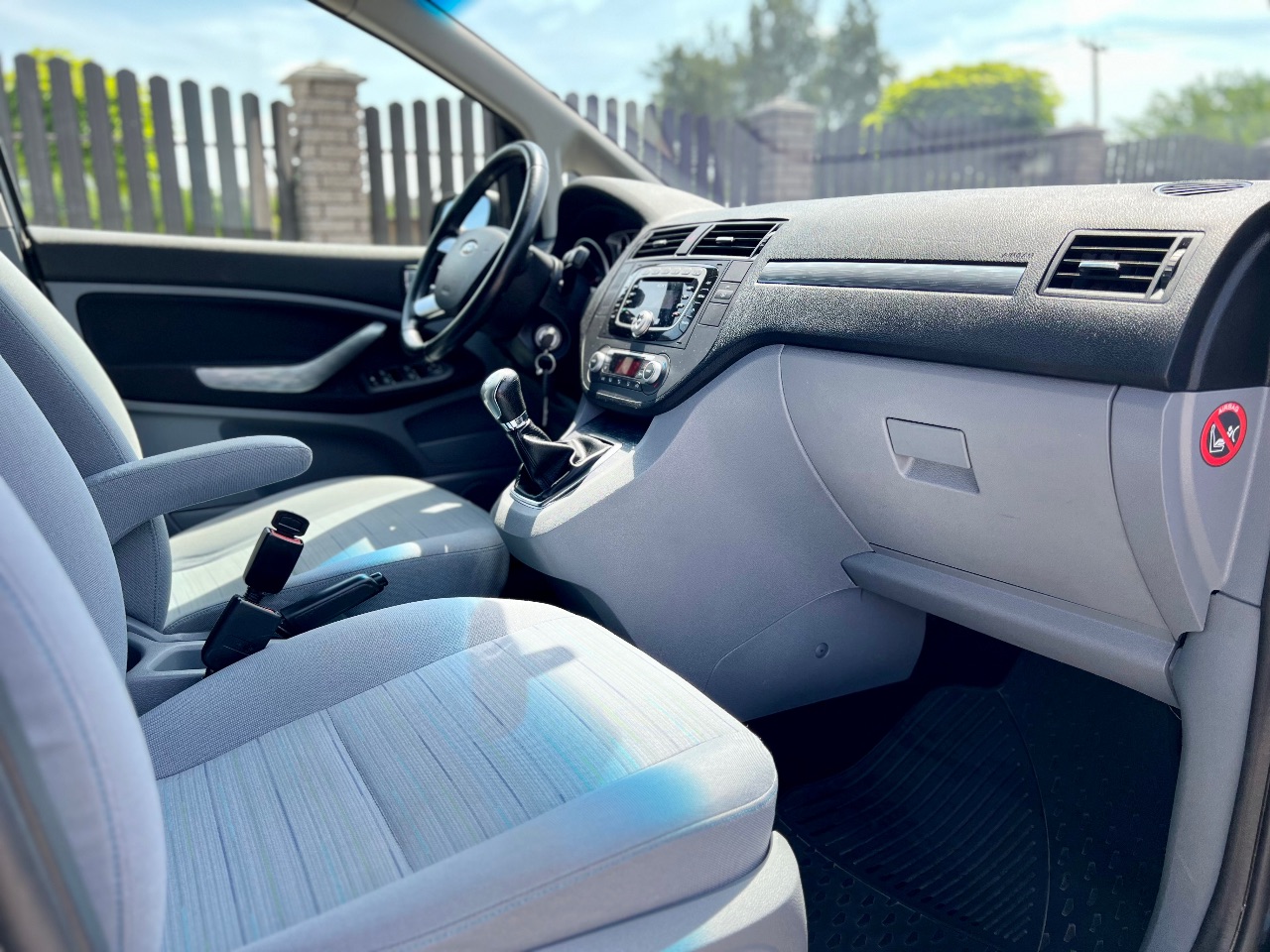 Ford C-MAX - фото 21