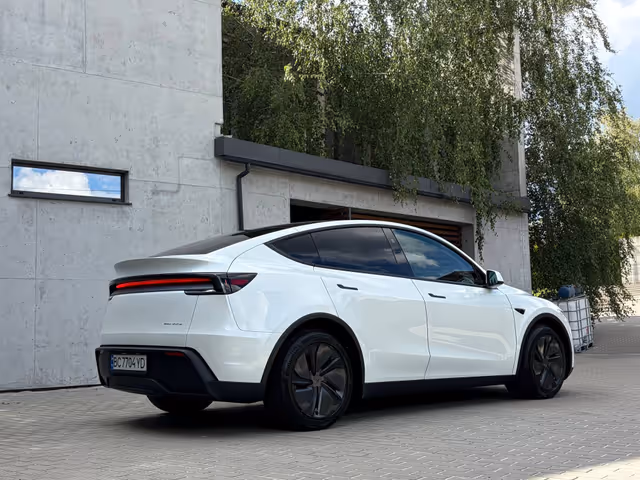 Tesla Model Y 2025, Буськ, $42 900 - зображення 4