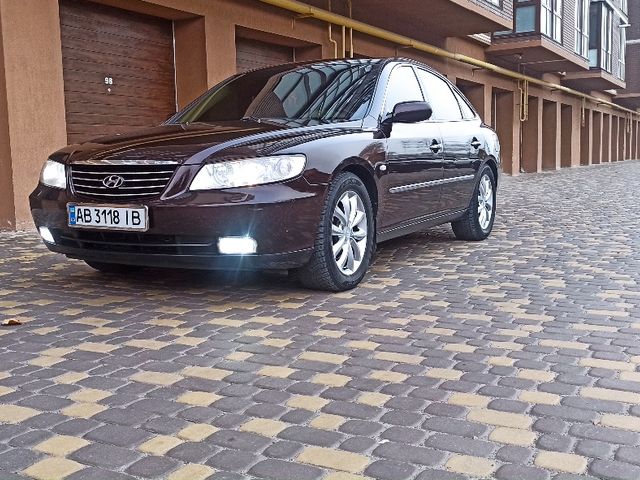 Hyundai Grandeur - фото 1