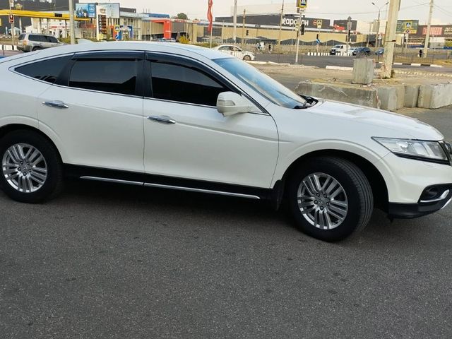 Honda Crosstour - фото 1