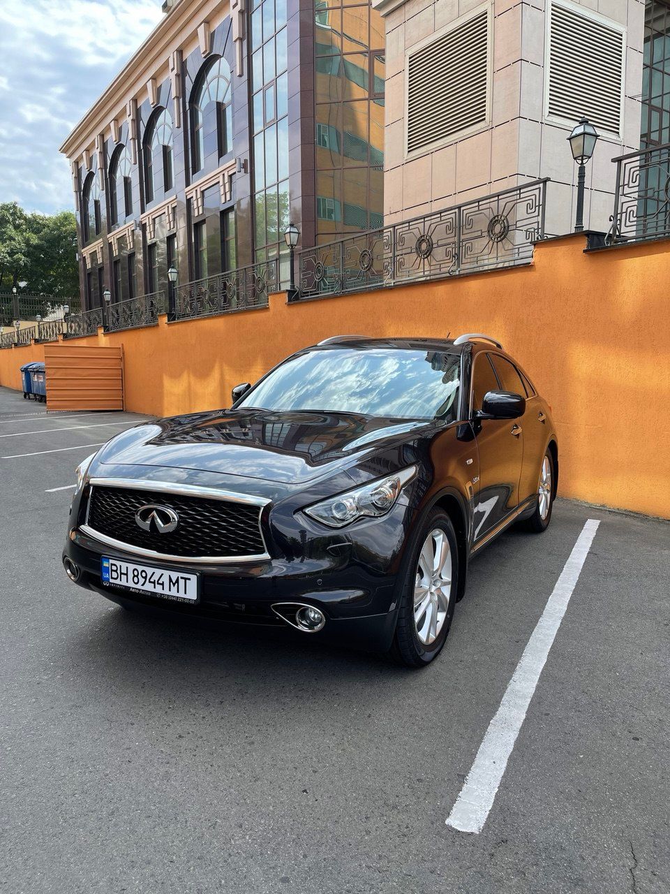 Infiniti QX70 - фото 18