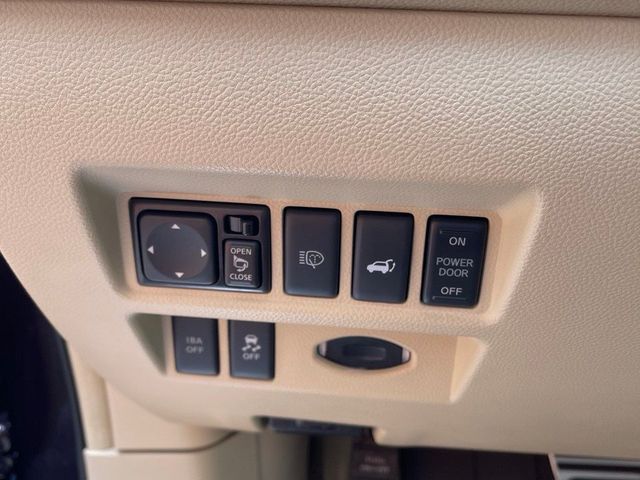 Infiniti QX70 - фото 5
