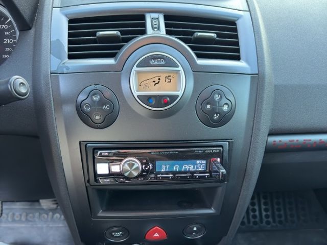 Renault Megane - фото 5