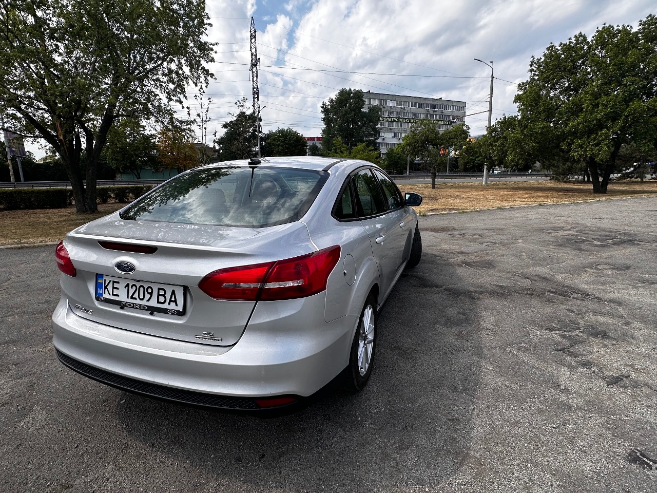 Ford Focus - фото 8