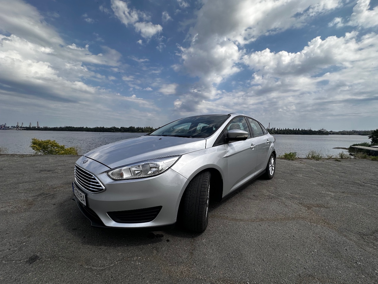 Ford Focus - фото 1