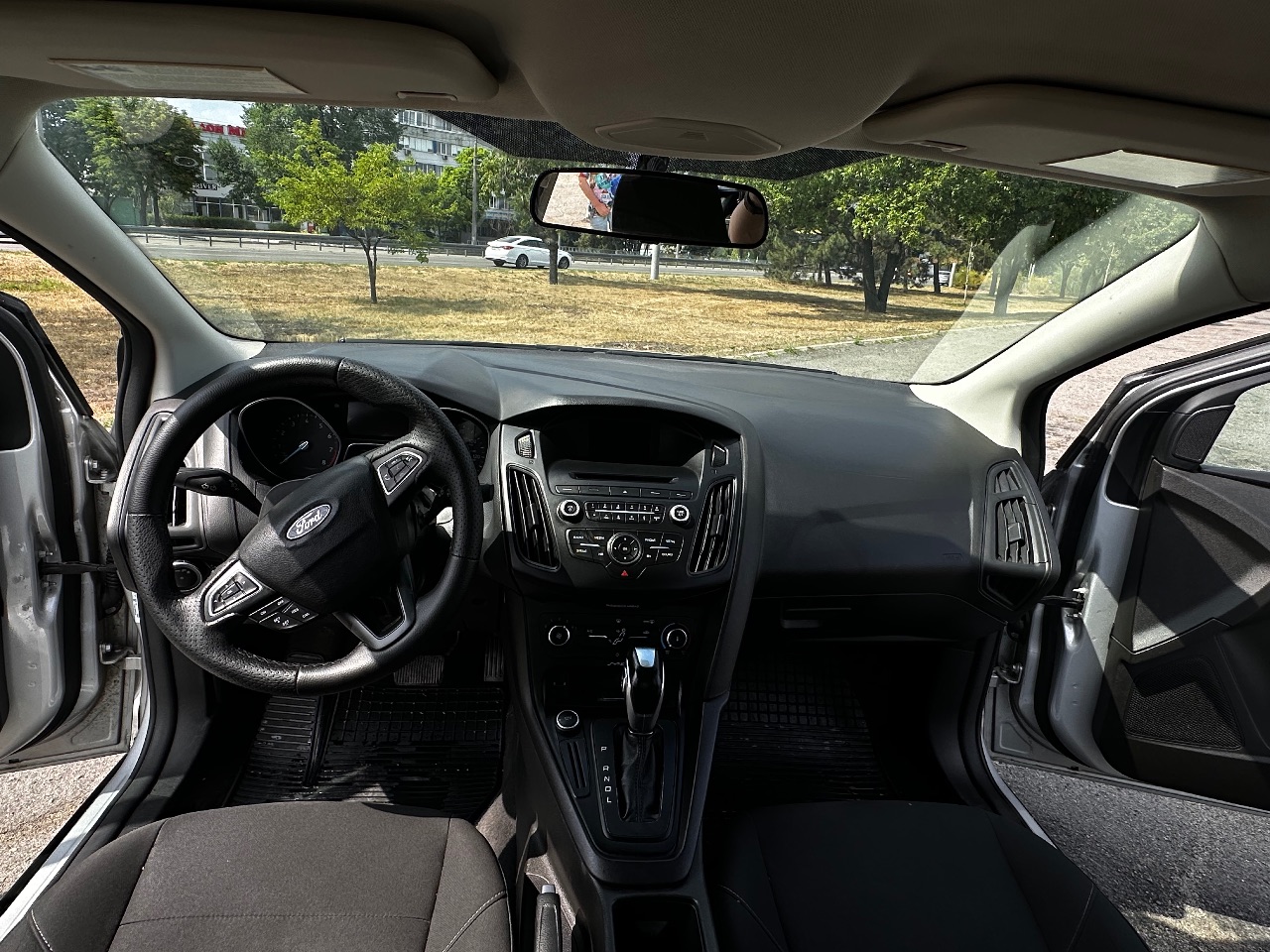 Ford Focus - фото 16