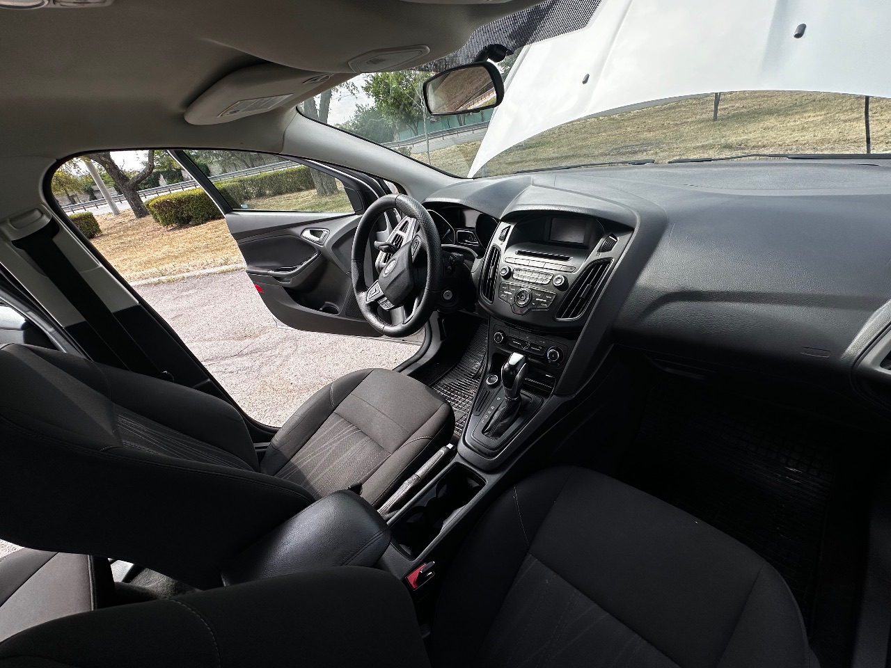 Ford Focus - фото 12