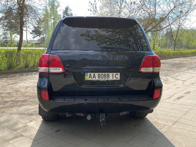 Toyota Land Cruiser - фото 4