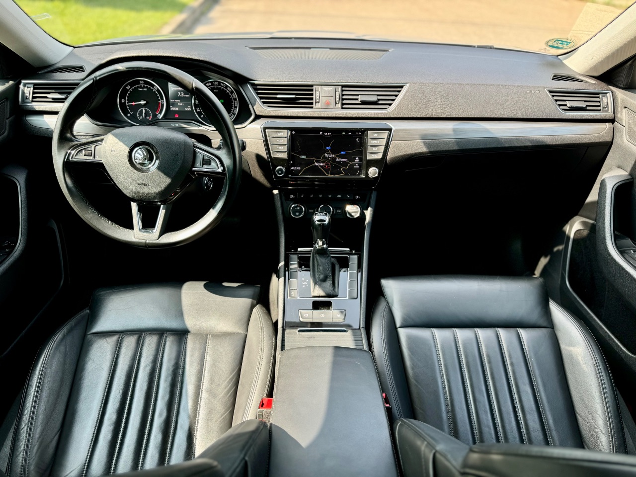 Skoda Superb - фото 17