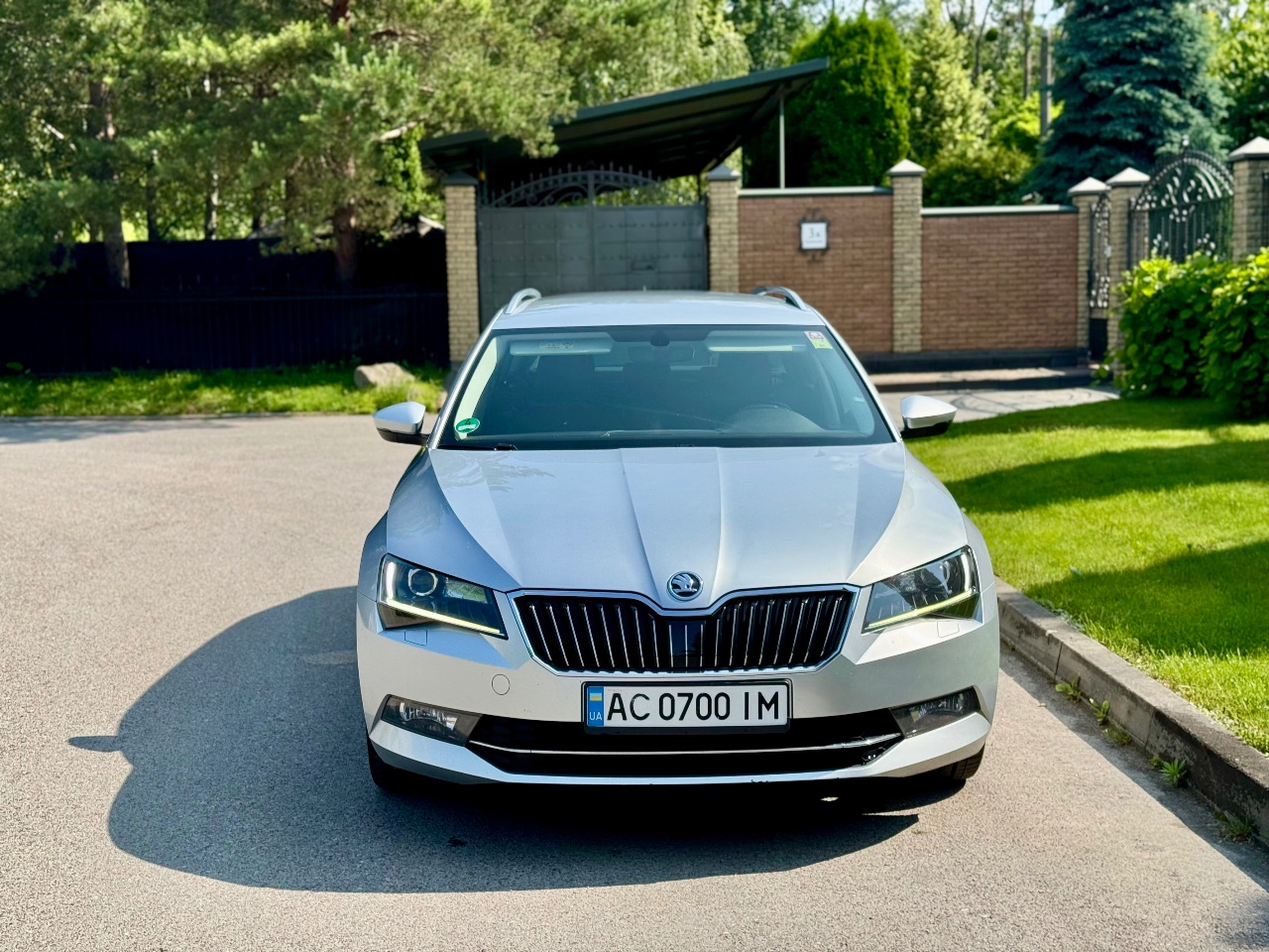 Skoda Superb - фото 6