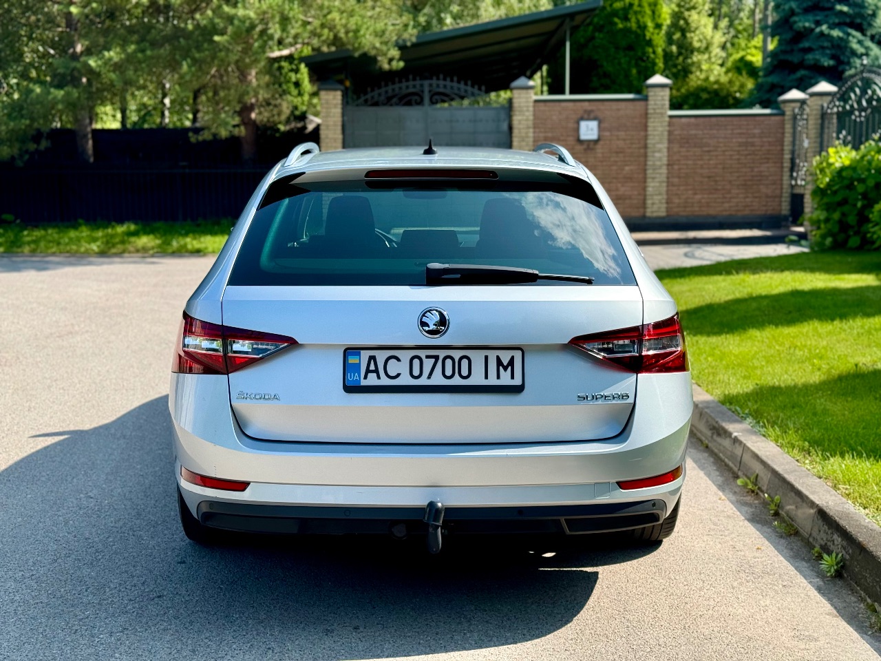 Skoda Superb - фото 8