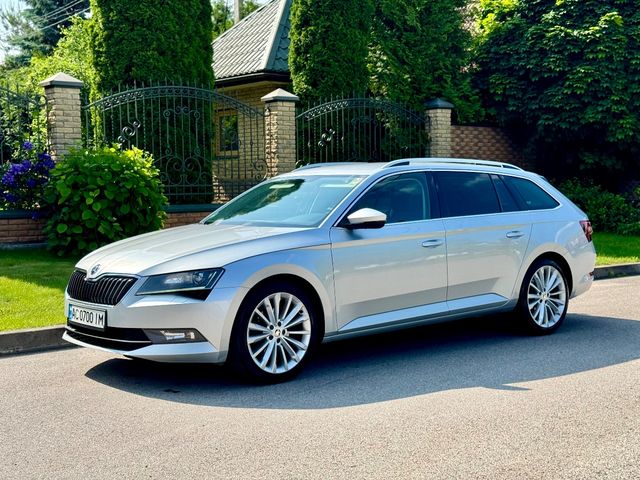 Skoda Superb - фото 1