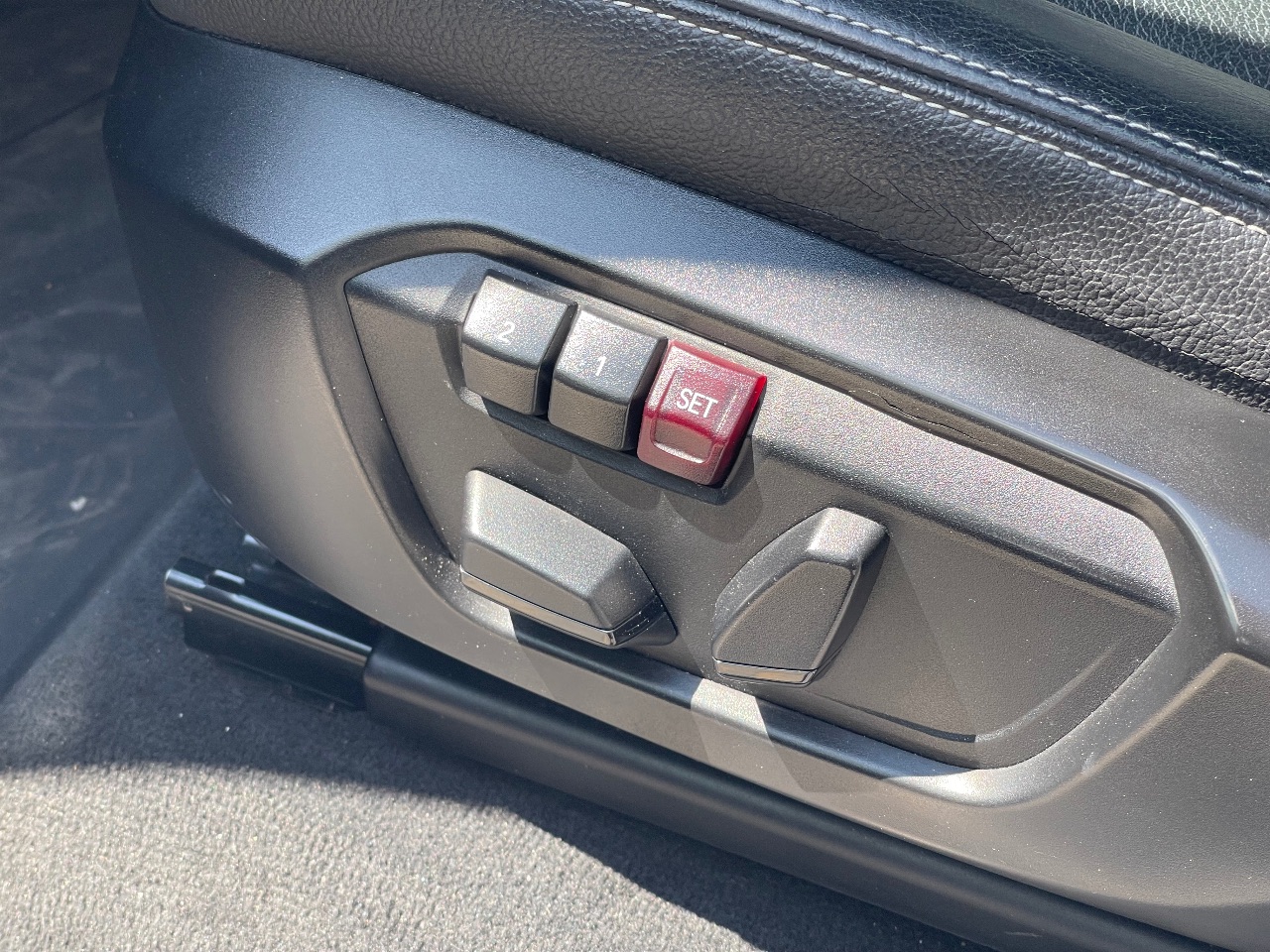 BMW X4 - фото 11