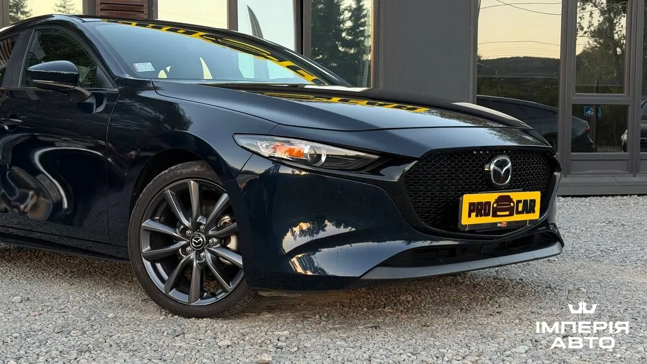 Продам Mazda 3, 2022 (2.5 л, AT, Бензиновий, 227 к.с.) у м.Київ